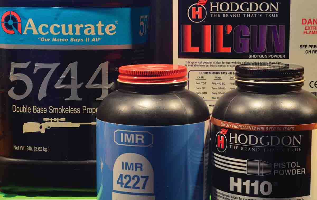 Modern powders suited to the .32-40 include Accurate 5744, Hodgdon Lil’Gun, H-110 and IMR-4227.
